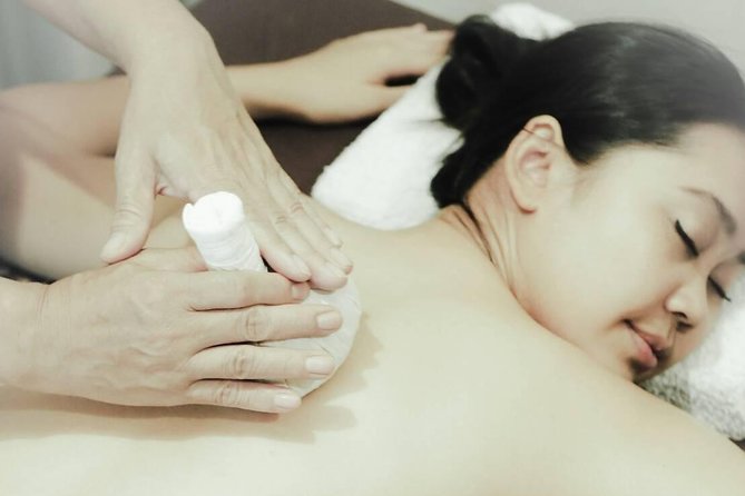 1.5 Hours Traditional Thai Massage with Herbal Compress - Free Transportation - The Home welcome: cool towel, tea, and clean feet