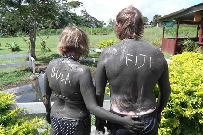 16 Lines Zipline, Cave and Mud Spa Combo Tour with Lunch in Fiji - Facilities and pacing at the hot springs