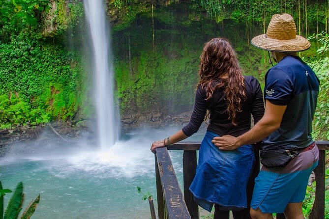 3 in 1 Combo: La Fortuna Waterfall, Hanging Bridges, Thermal Spa from San José - Arenal Hanging Bridges, where the guide earns the fee