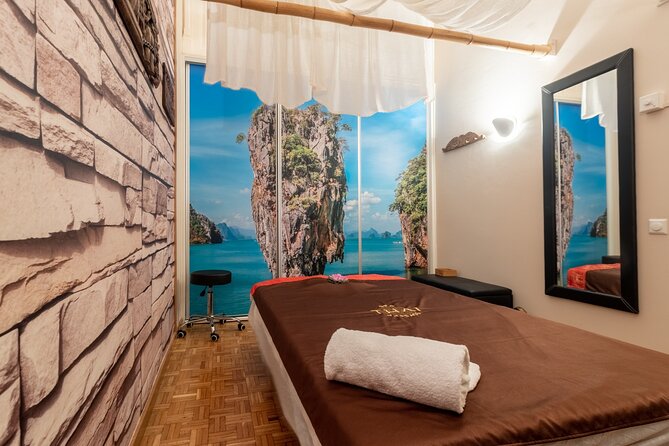 60 min Balinese Massage at THAI SPA MASSAGE BARCELONA - Booking, timing, and cancellation details