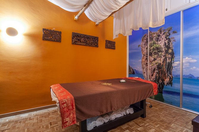 60 min Foot and Leg Massage at THAI SPA MASSAGE BARCELONA - Booking details that matter