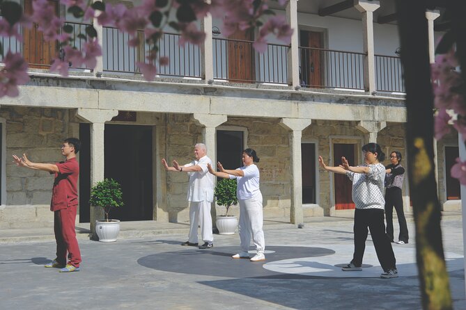 7-Day TaiChi & Qigong Wellness Retreat in China - Learning Eight Brocade Qigong
