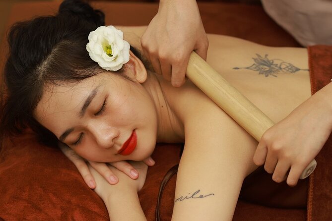 70 Minutes Private Lotus Hue Massage - Choosing between hot stones and Swedish-style oil massage