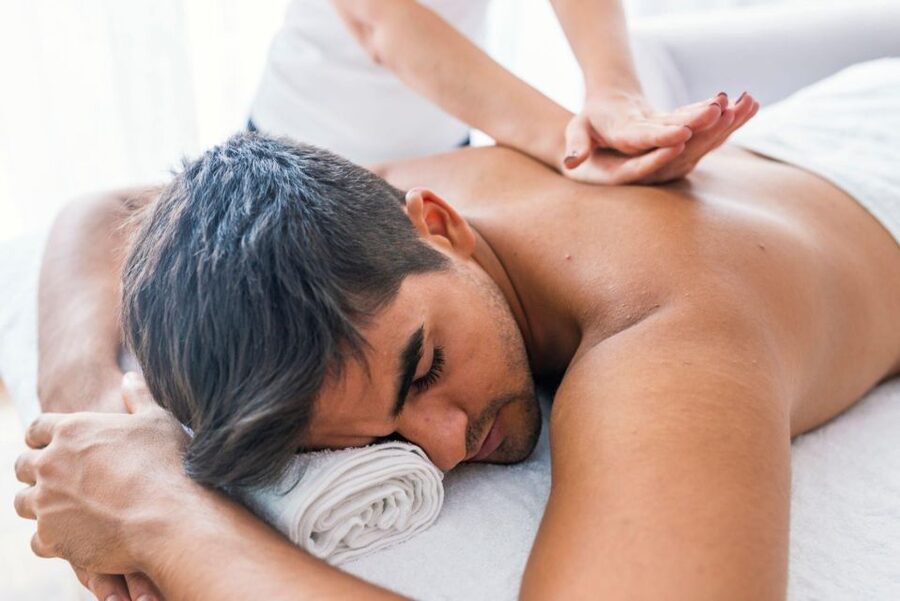 Agadir: Traditionnel Massage - What the hammam setting means here