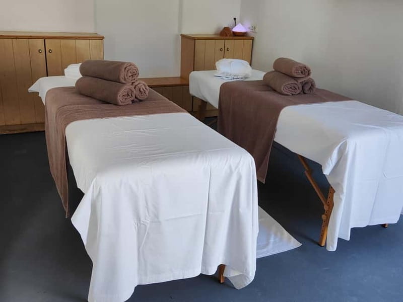 Akrotiri: Aromatherapy Couples Massage - Aromatherapy, pressure, and the feel of the treatment
