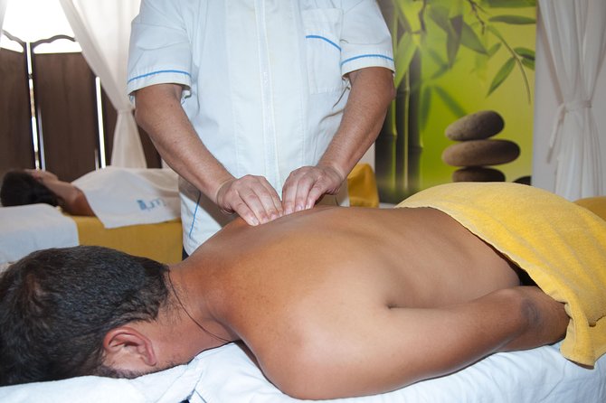 Akrotiri: Couples' Aromatherapy Massage - Arriving at Santorini Princess Presidential Suites