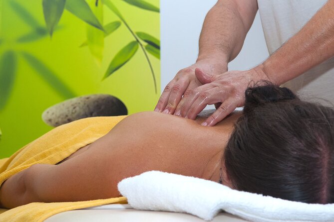 Akrotiri: Spa break for 3-4 friends, Pool access, wine & fruits - Wine, Fruit, Tea, and a Small Celebration