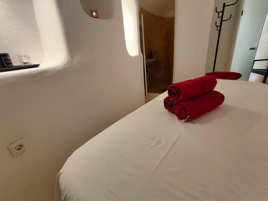 Akrotiri: Travel Recovery Aromatherapy Massages - Is $123 a good value?