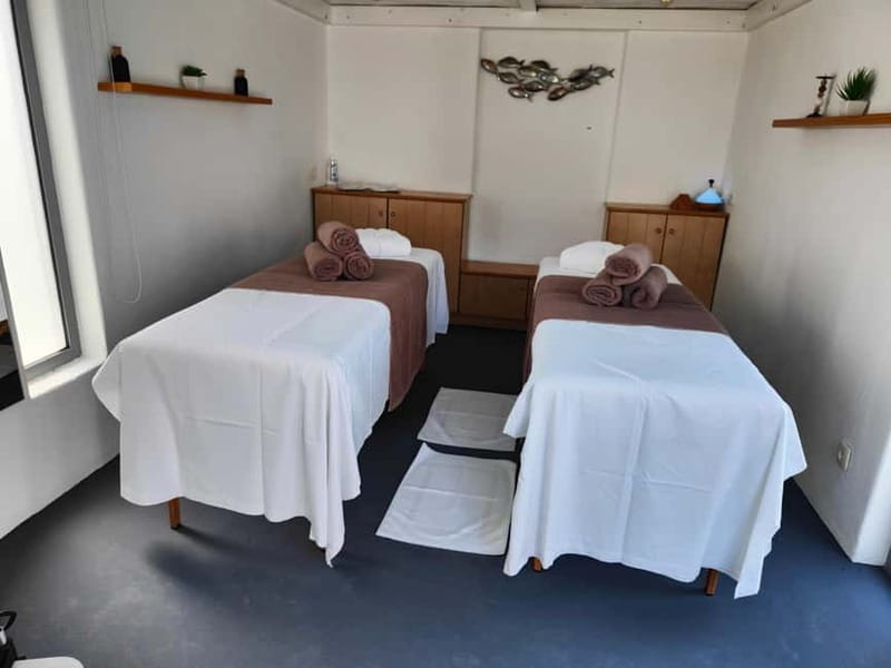 Akrotiri: Travel Recovery Aromatherapy Massages - What happens during the appointment