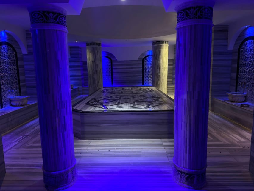 Alanya: Turkish Bath with Foam and Aromatherapy Massages - Hot air first, then the menthol room