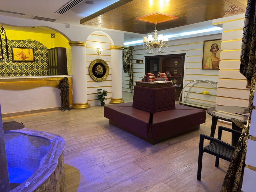 Alanya: Turkish Bath with Foam and Aromatherapy Massages - Crowds, waiting time, and the shared setting