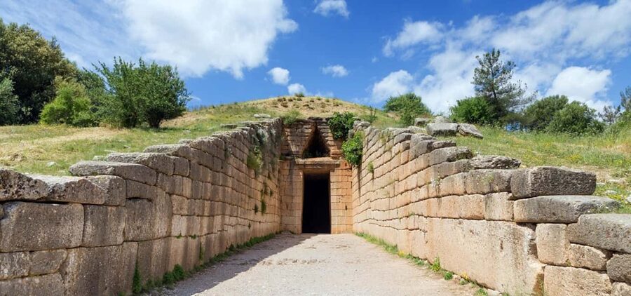 Ancient Corinth, acrocorinth castle and Thermal Spa Day - The Corinth Canal marks the gateway south