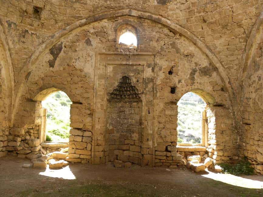 Ancient Corinth, acrocorinth castle and Thermal Spa Day - Daphni Monastery begins the morning quietly