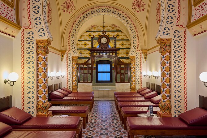 Antalya / Lara : Traditional Turkish Bath & Oil Massage & Spa - Key points at a glance