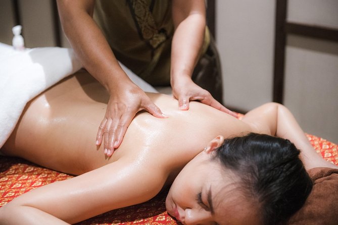 Aroma Oil Massage (2hours) - Key points to know before booking