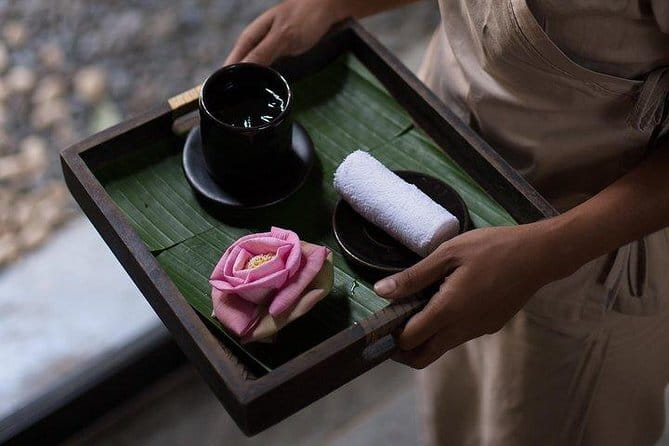 Aromatherapy Apsara Indulgence Massage in Siem Reap - What the Apsara four-hand treatment actually involves