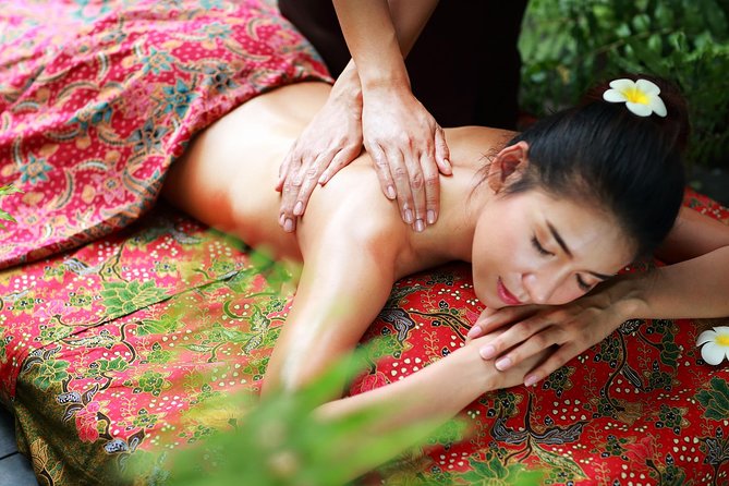 Aromatherpy Oil Massage at award winning Fah Lanna Spa - Old City Branch - Choosing between four massage styles