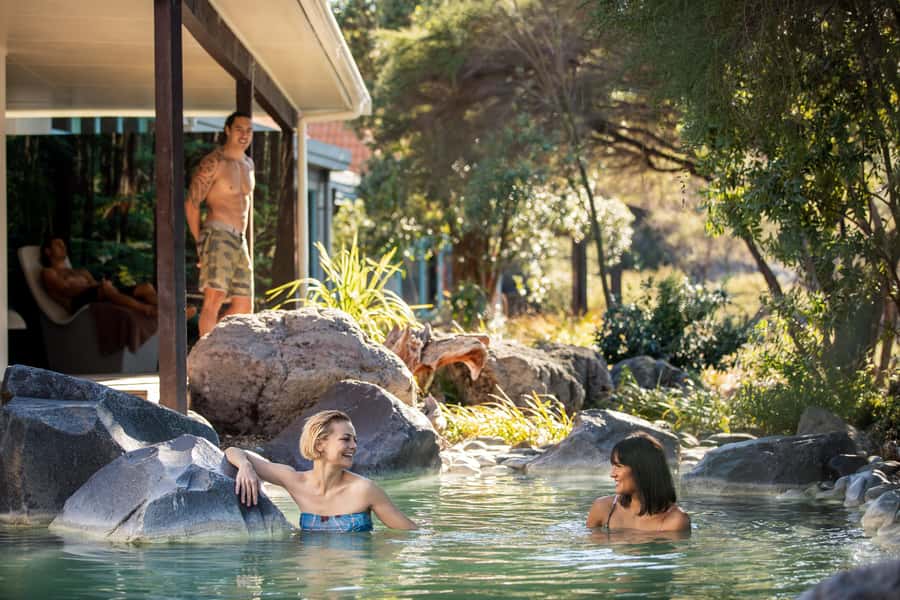 Auckland: Rotorua Highlights inc Wai-O-Tapu & Polynesian Spa - The Waikato drive brings New Zealand into view