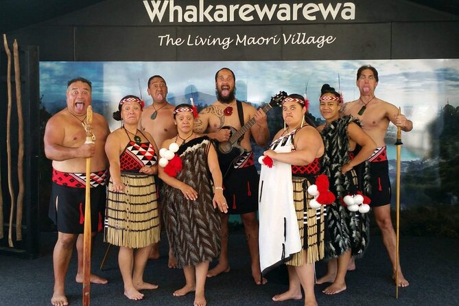 Auckland: Wai-O-Tapu, Polynesian Spa & Maori Haka Day Tour - Two hours at the Polynesian Spa
