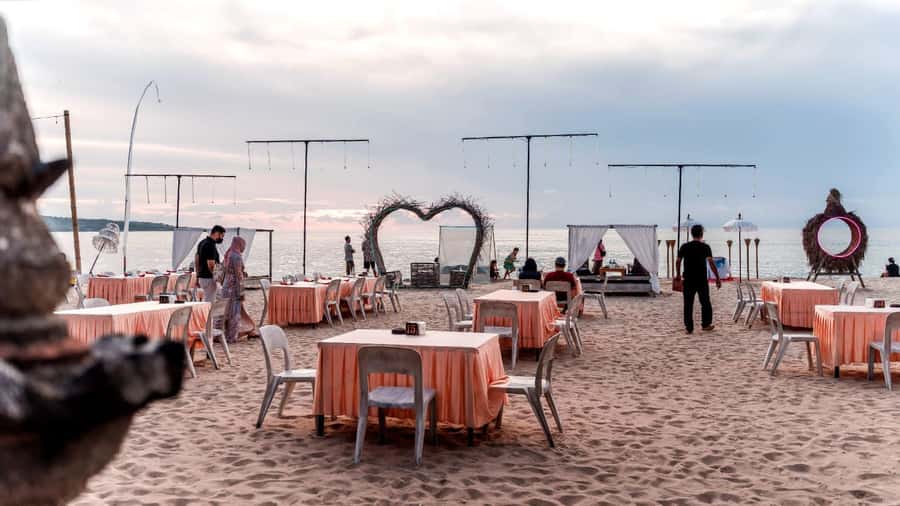 Bali: Jimbaran Bay Romantic Spa and Seafood Sunset Dinner - A soft start with pickup from your Bali hotel