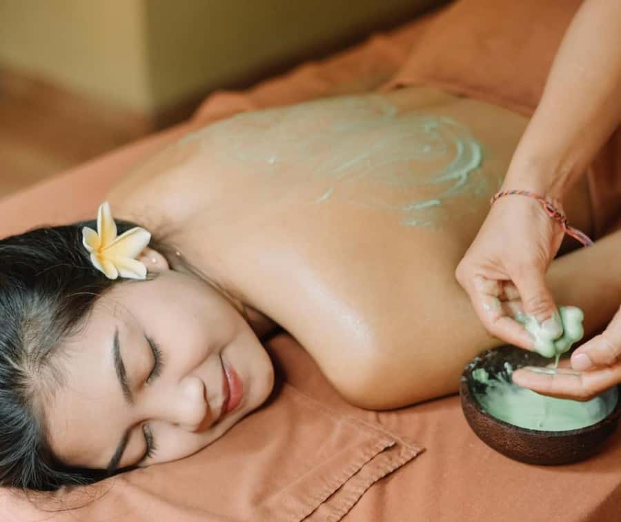 Bali: Jimbaran Bay Romantic Spa and Seafood Sunset Dinner - What happens during the two-hour Kuta spa visit