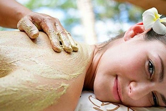 Bali Luxury Spa 2 Hour massage & Flower bath - Starting with the thalasso foot wash