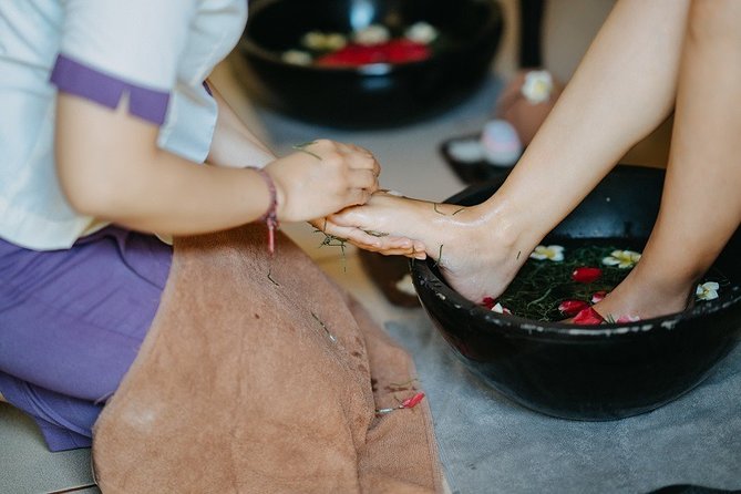 Bali Luxury Spa 2 Hour massage & Flower bath - Body scrub and yogurt moisturizer
