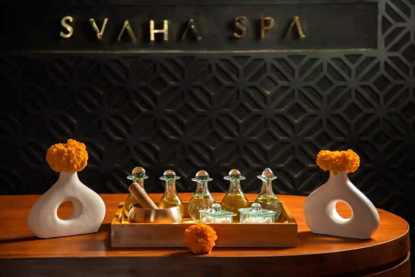 Bali/Sanur: Spa and Bath Experiences at Svaha Spa Sanur - A romantic flower bath for two
