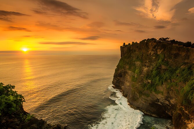 Bali Spa Packages and Uluwatu Sunset Trip with Dinner - Garuda Wisnu Kencana and the 126-meter statue