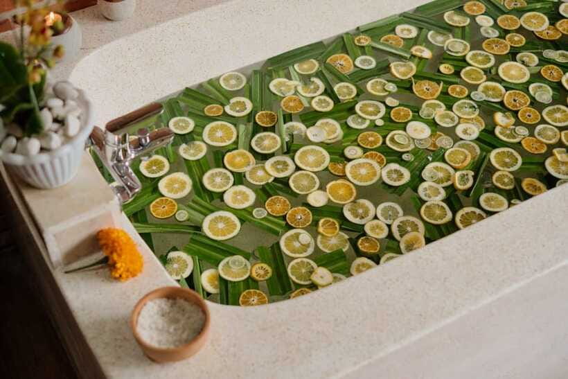 Bali: Ubud Spa Balinese Massage Scrub Flowerbath 2 hour - Starting at Samana Aksata Spa Ubud
