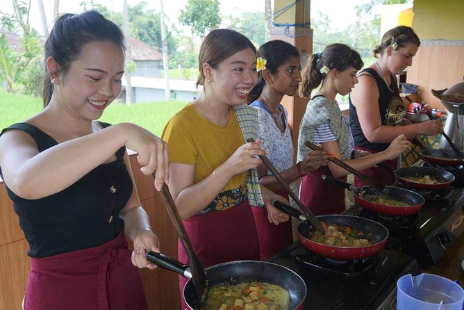 Balinese Traditional Food Cooking Class with Ubud Monkey Forest and SPA - Walking through the Sacred Monkey Forest Sanctuary