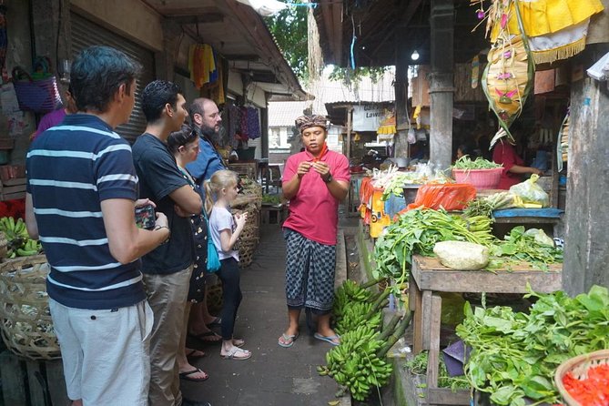 Balinese Traditional Food Cooking Class with Ubud Monkey Forest and SPA - Seeing Balinese ingredients at the traditional market