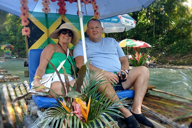 Bamboo Rafting Experience with Limestone Massage - Limestone and the foot massage