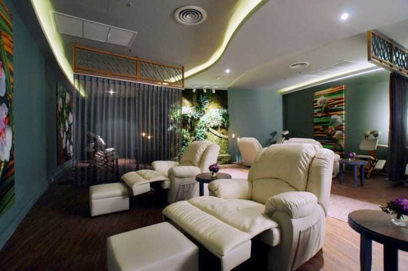 Bangkok: Let's Relax Spa Terminal 21 E-Voucher - Who should book this Bangkok spa voucher