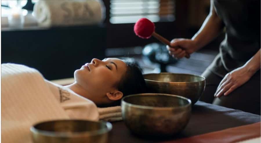 Bangkok: The Peninsula Spa At The Peninsula Hotel E-Voucher - Using the fitness center, pool, sauna, and plunge pools