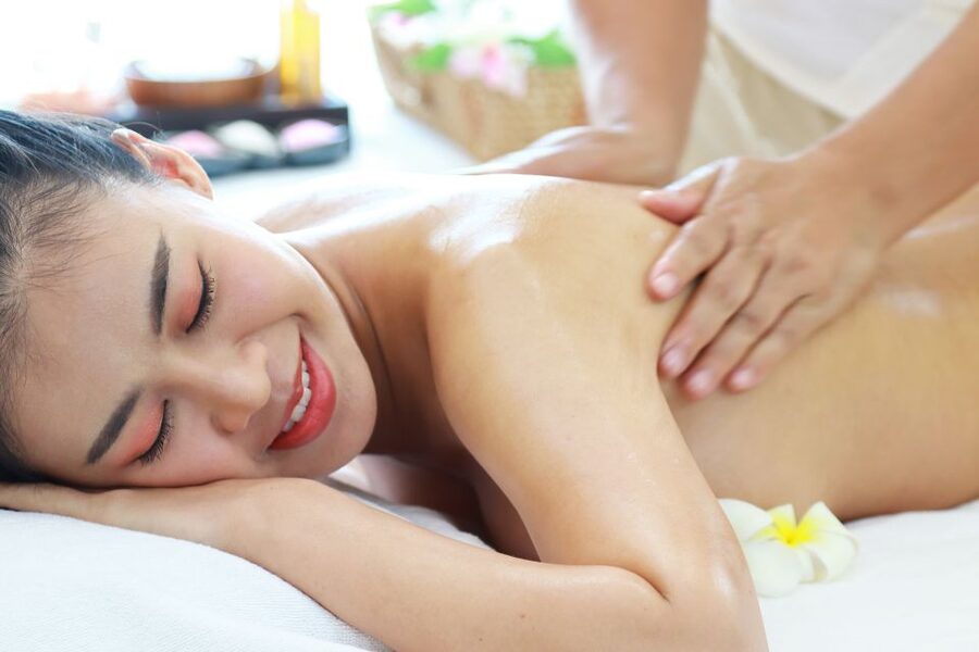 Bangkok: Wat Pho Thai Massage in Your Hotel Room - Why a hotel-room massage works so well in Bangkok