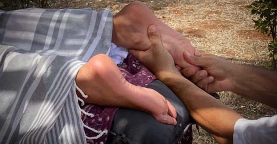 Bari, Wellness massage, from the feet to the face at studio - What the Bari Homabio Treatment Is Really About