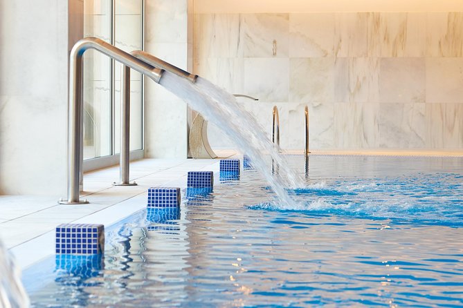 Best Friends Ritual: mini facial + aromatherapy massage + day SPA + glass cava - Sauna, steam room, cold bath, and relaxation beds