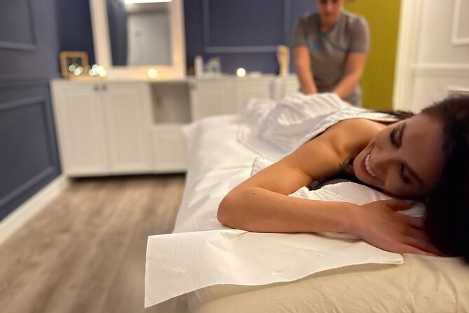 Body Massage - The pre-massage shower is a useful touch