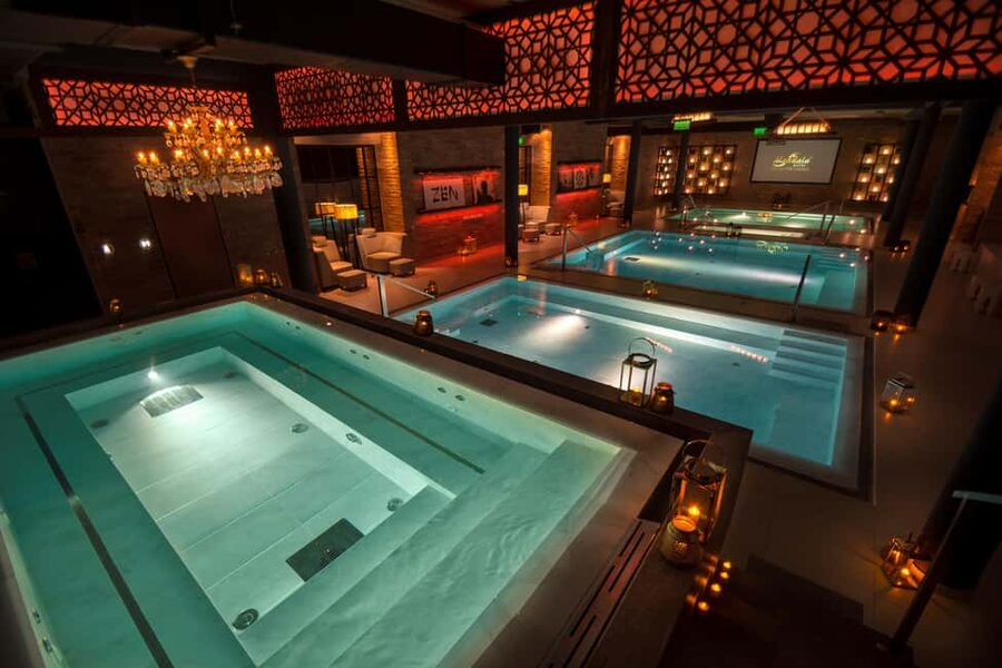 Budapest: Massage 60 min + Bath entry Mandala Day Spa - Four pools for a slower afternoon