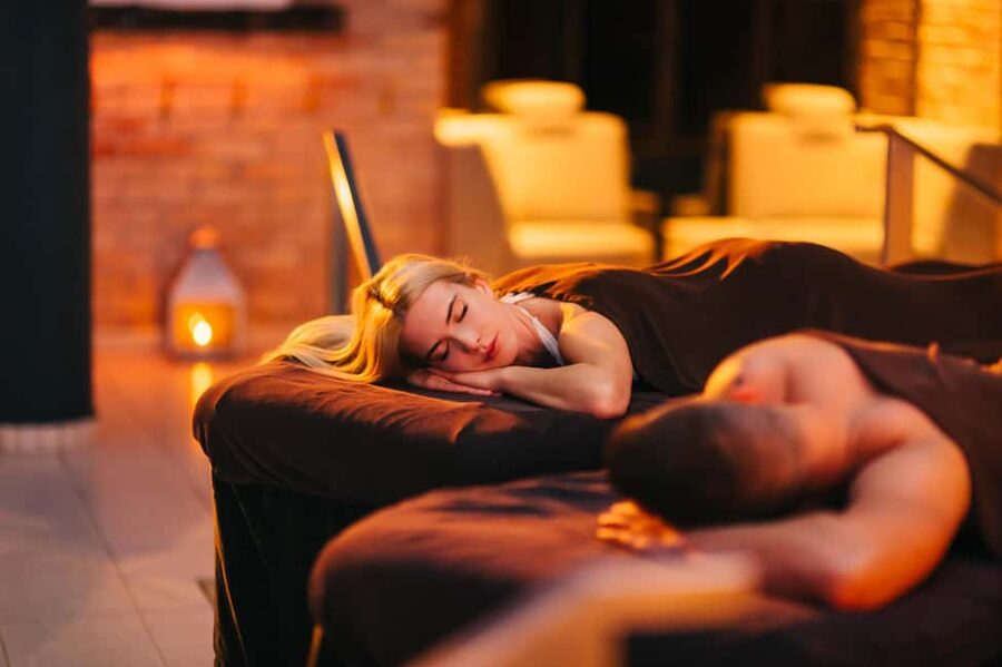 Budapest: Massage 60 min + Bath entry Mandala Day Spa - What to bring and what the spa provides