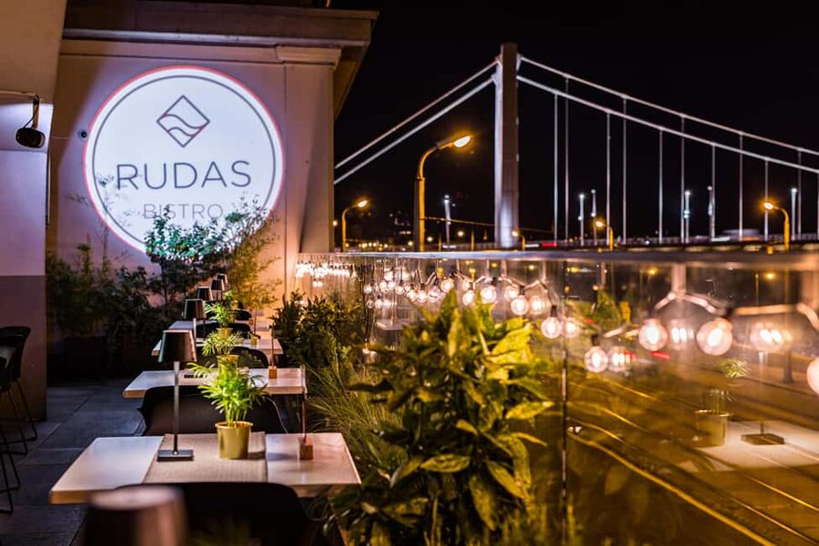 Budapest: Rudas Turkish Bath or Spa Day Pass & 3-Course Meal - From Döbrentei tér to the Rudas entrance