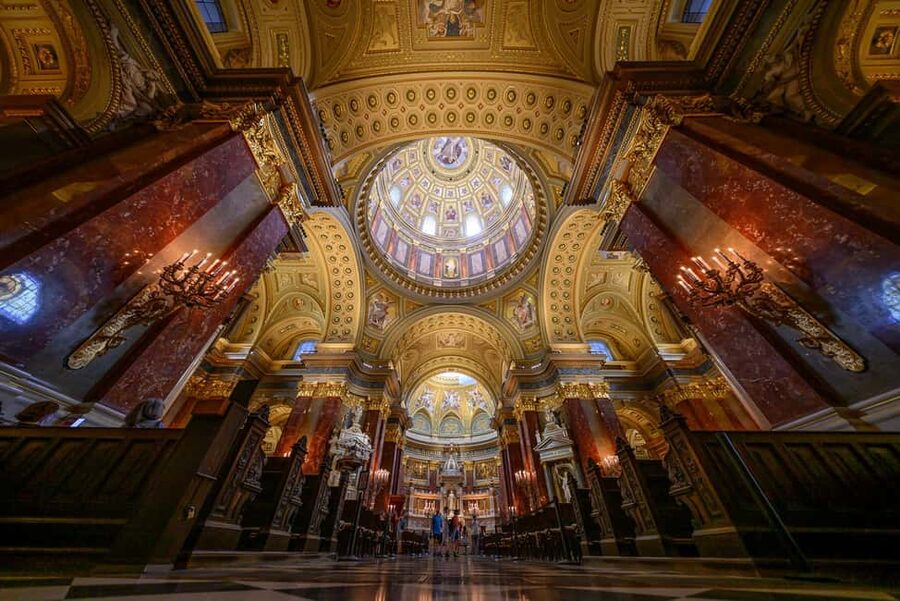 Budapest Super Saver: Spa, Basilica Tour, and Danube Cruise - Budapest by night from the Danube