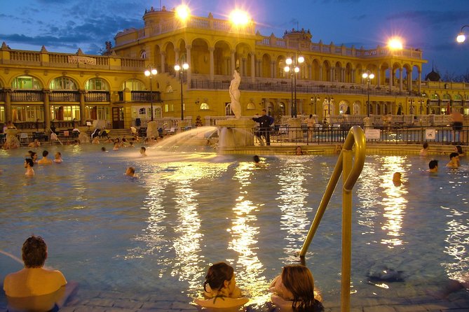 Budapest Széchenyi Spa with Danube Cruise and Optional Dinner - Who will enjoy this combination most