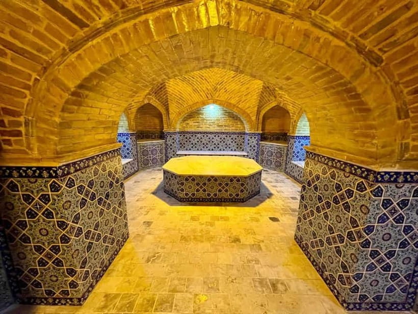 Bukharian Bath in Ancient Hammam with Massage - What the one-hour visit includes