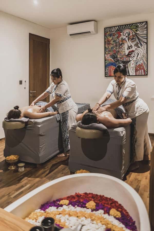 Canggu: Massage and Spa Experience at Svaha Spa Berawa - Tropical Chocolate Scrub and herbal bath