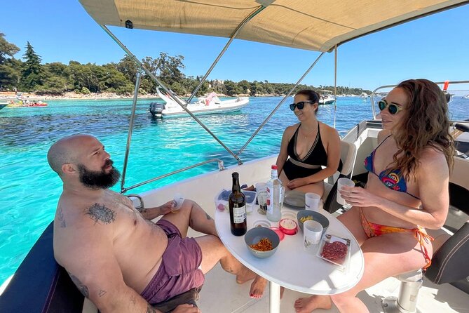 Cannes Relaxation evening in the Lerins Islands Private boat - Swimming, snorkeling, and time to relax