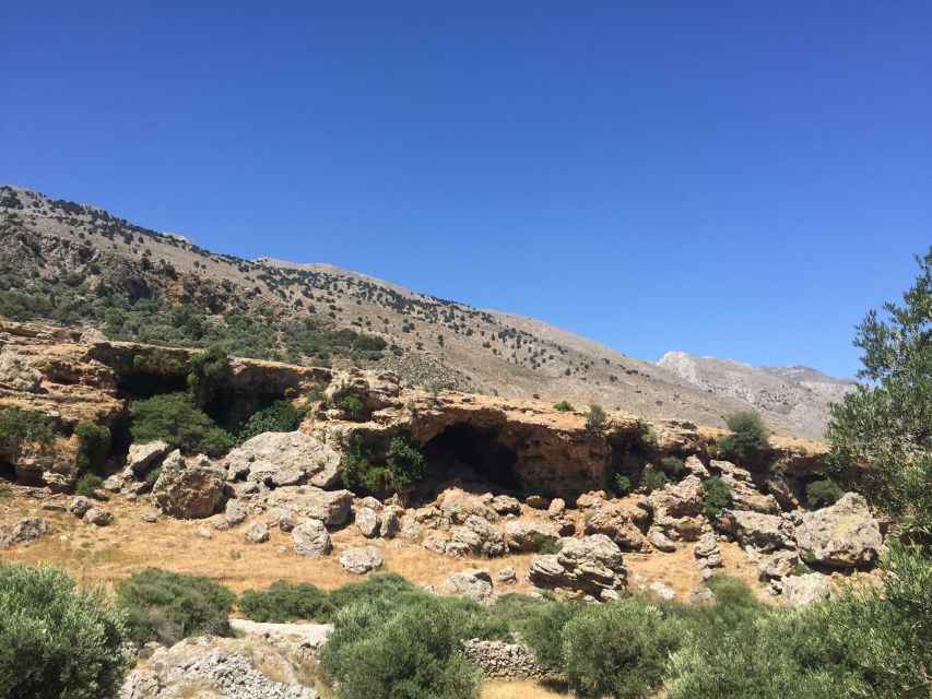 Chania: Imbros Gorge Hiking Tour & Beach Relaxation - What the guide adds to the gorge