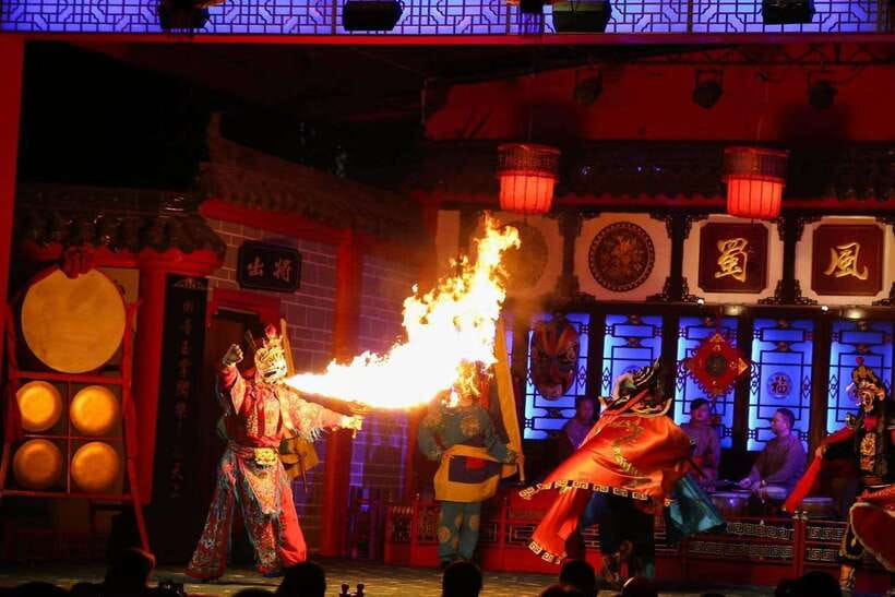 Chengdu: Sichuan Opera Show & Covered Bowl Tea & Massage - Key points to know before you book