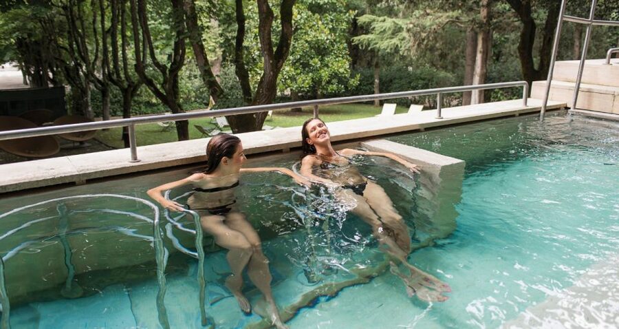 Chianciano Terme: Sensory Spa Admission Ticket - Taking a proper break in the outdoor garden